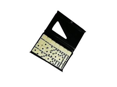 DOMINO ESTUCHE 28 PIEZAS